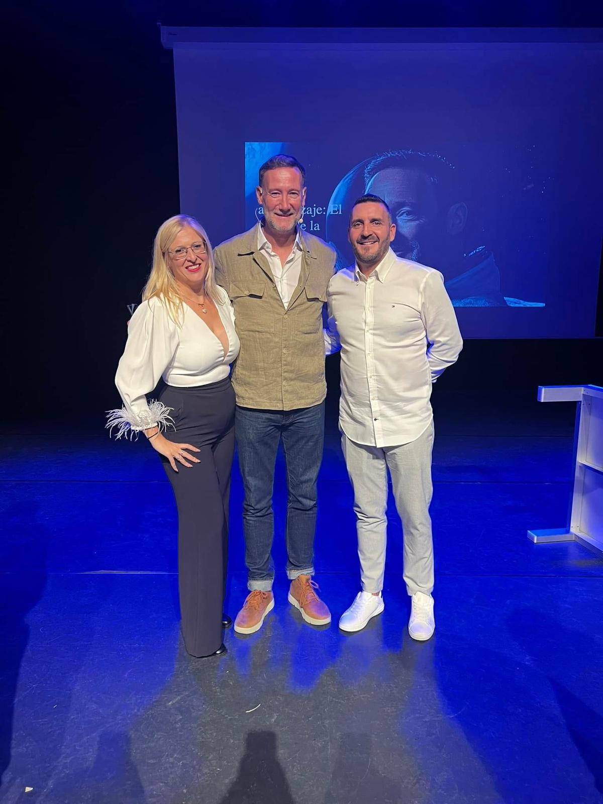 2f8b430d-5ba0-43a8-bba6-f4e140727a44